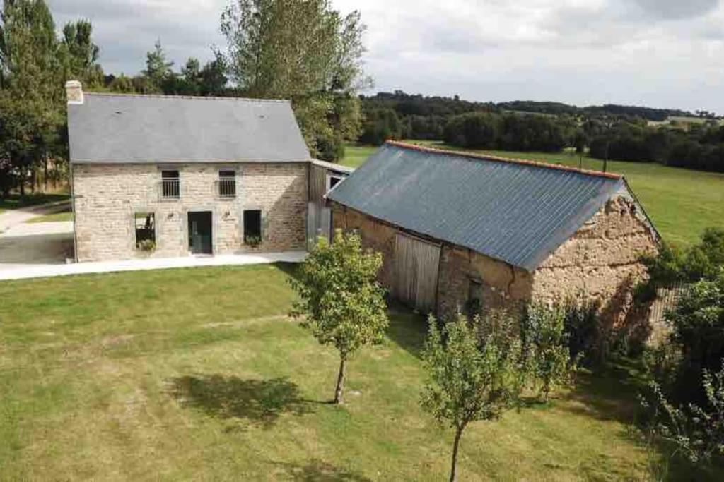 Gite A La Ferme, Au Coeur Du Mene Laurenan Zewnętrze zdjęcie